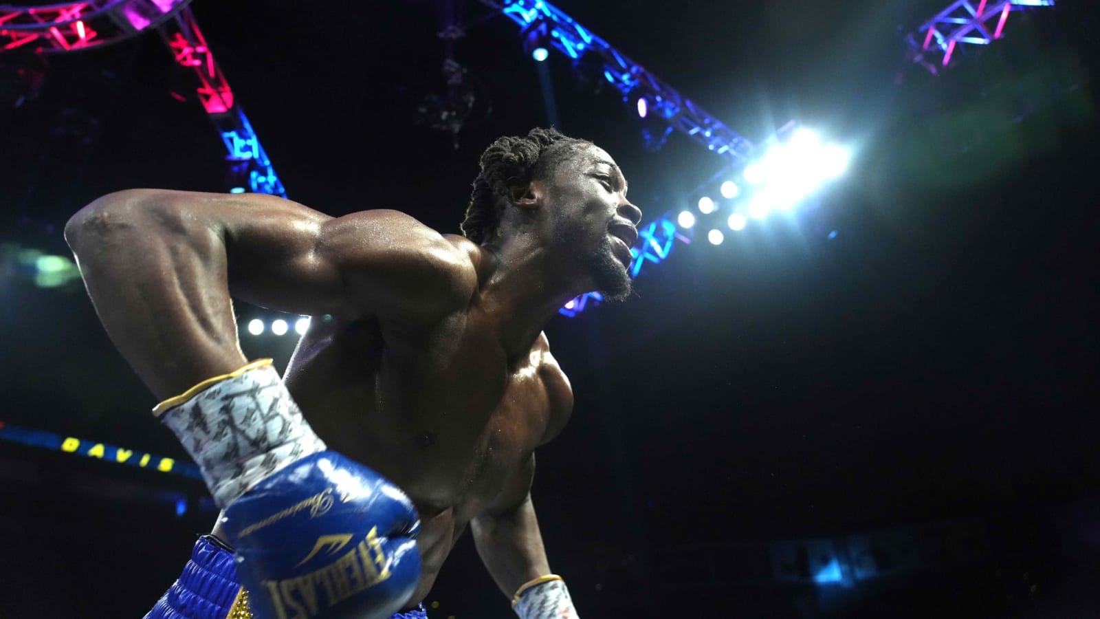 Denys Berinchyk vs. Keyshawn Davis: Preview, Betting Odds & Fight Card