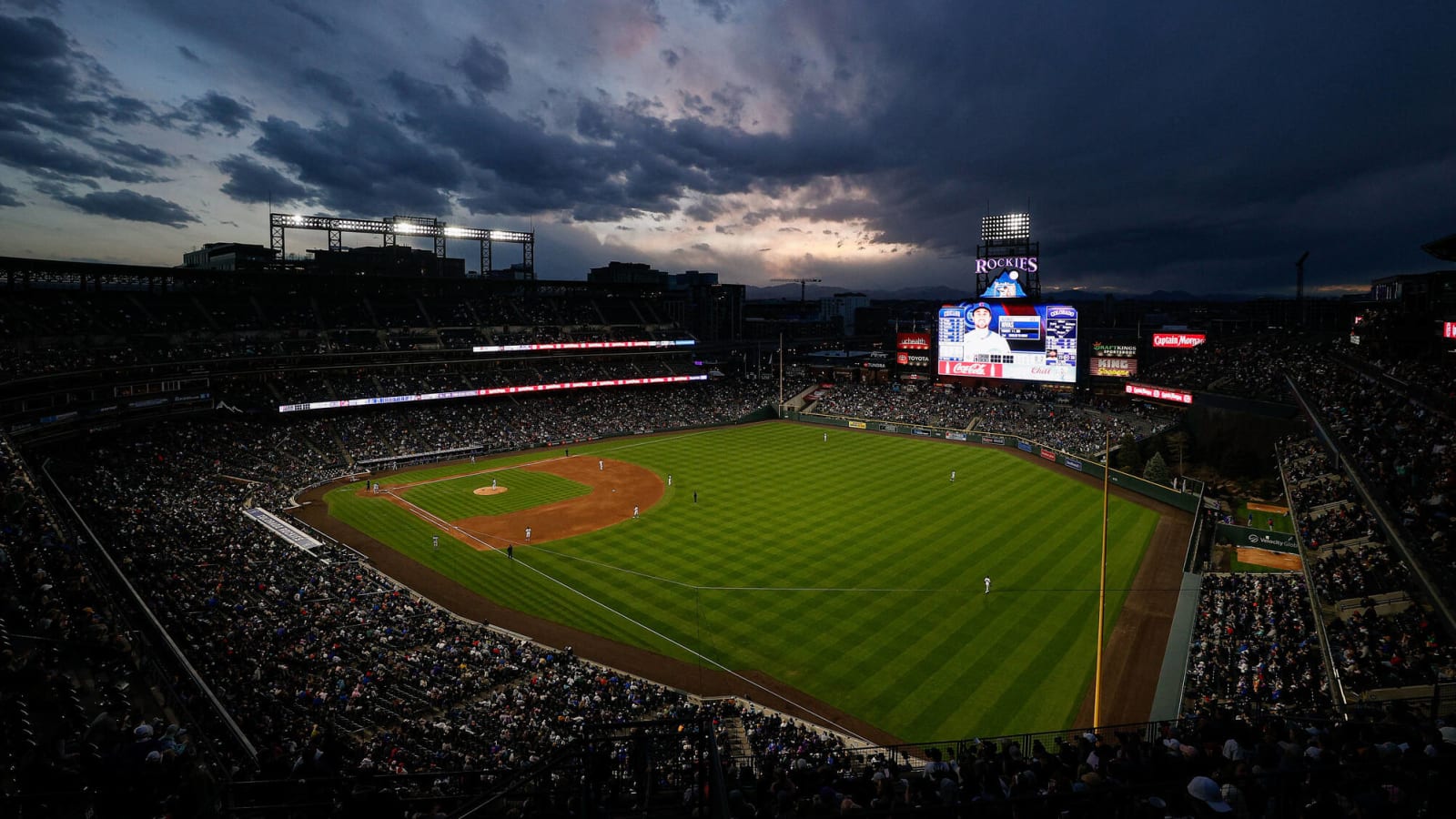 Mets opener in Colorado snowed out; doubleheader Saturday