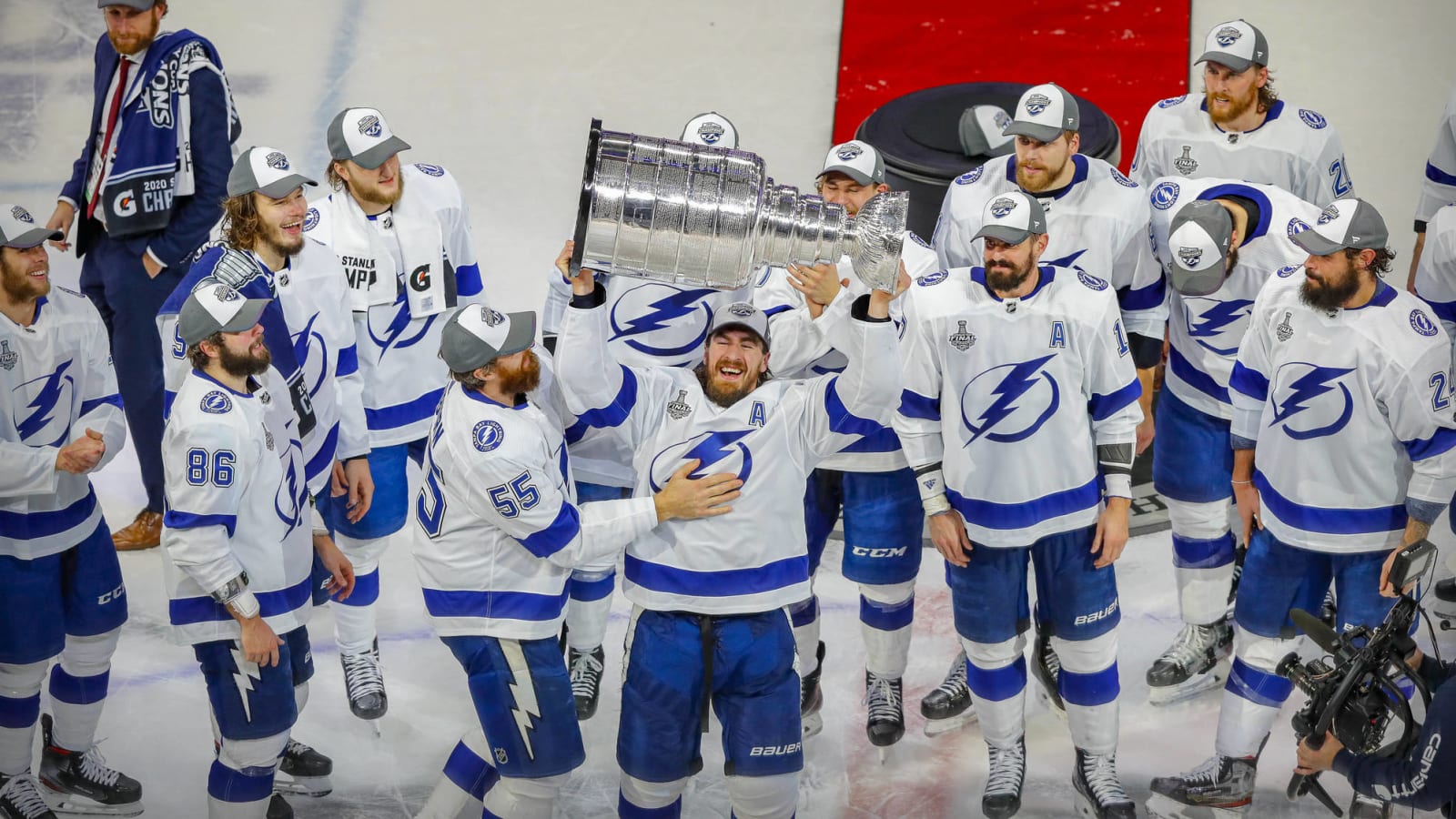 Lightning, Avs betting favorites to win Stanley Cup Yardbarker