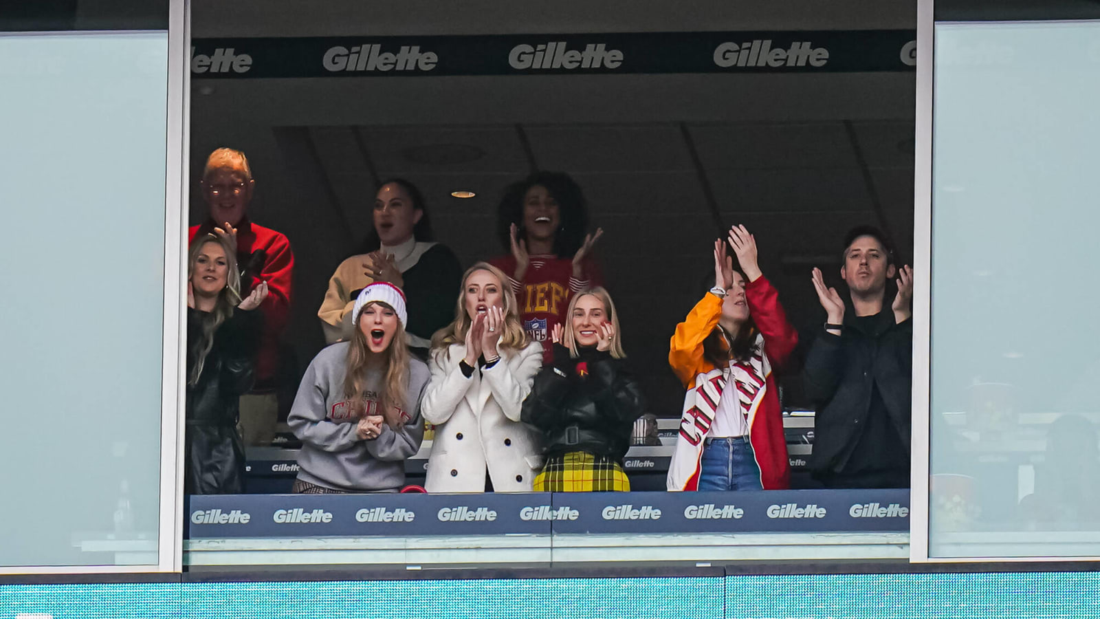 Chiefs TE Travis Kelce discloses his reaction on seeing Gillette Stadium going ‘wild’ over girlfriend Taylor Swift