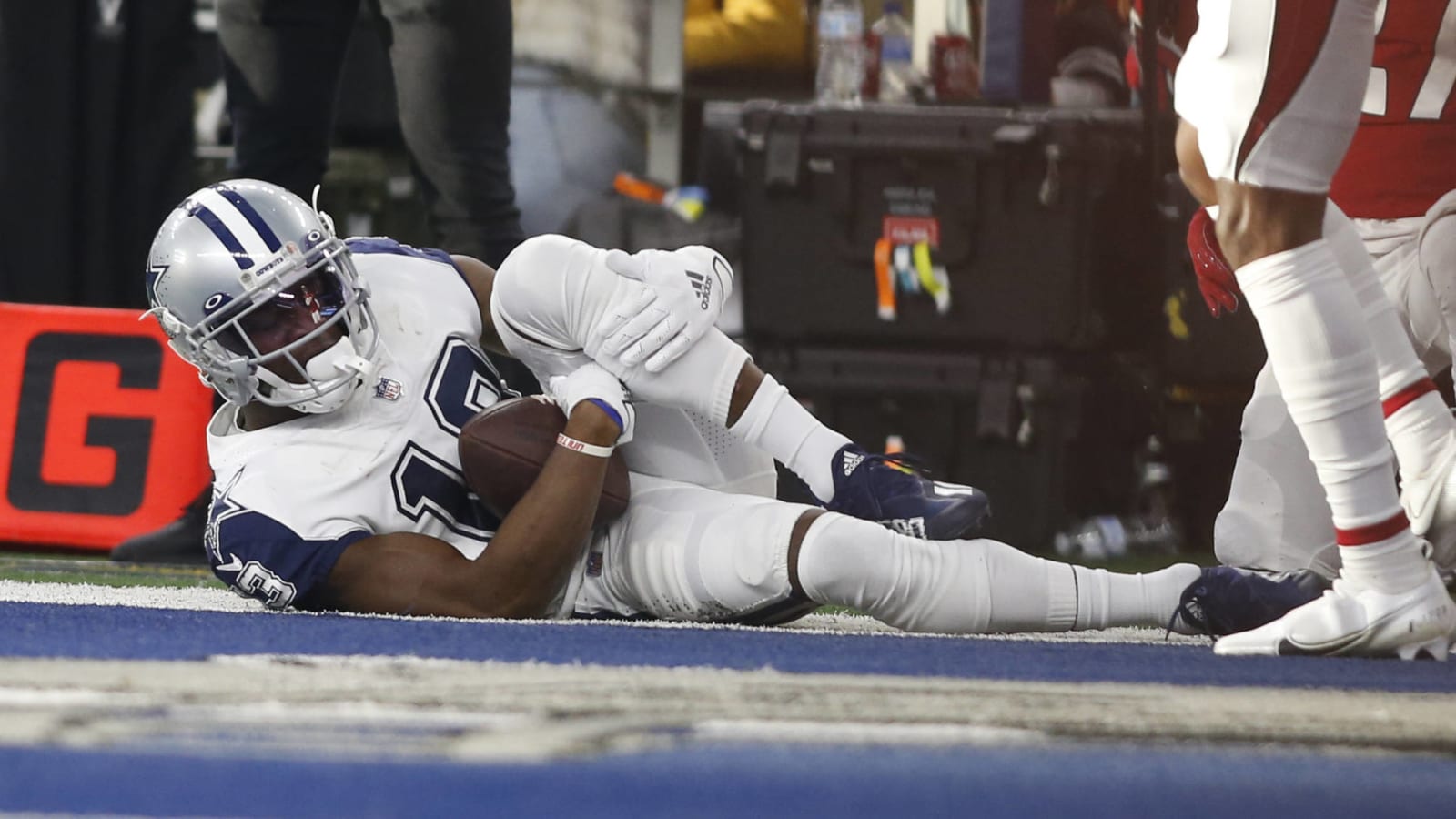 Cowboys WR Michael Gallup suffers torn ACL in Week 17 loss