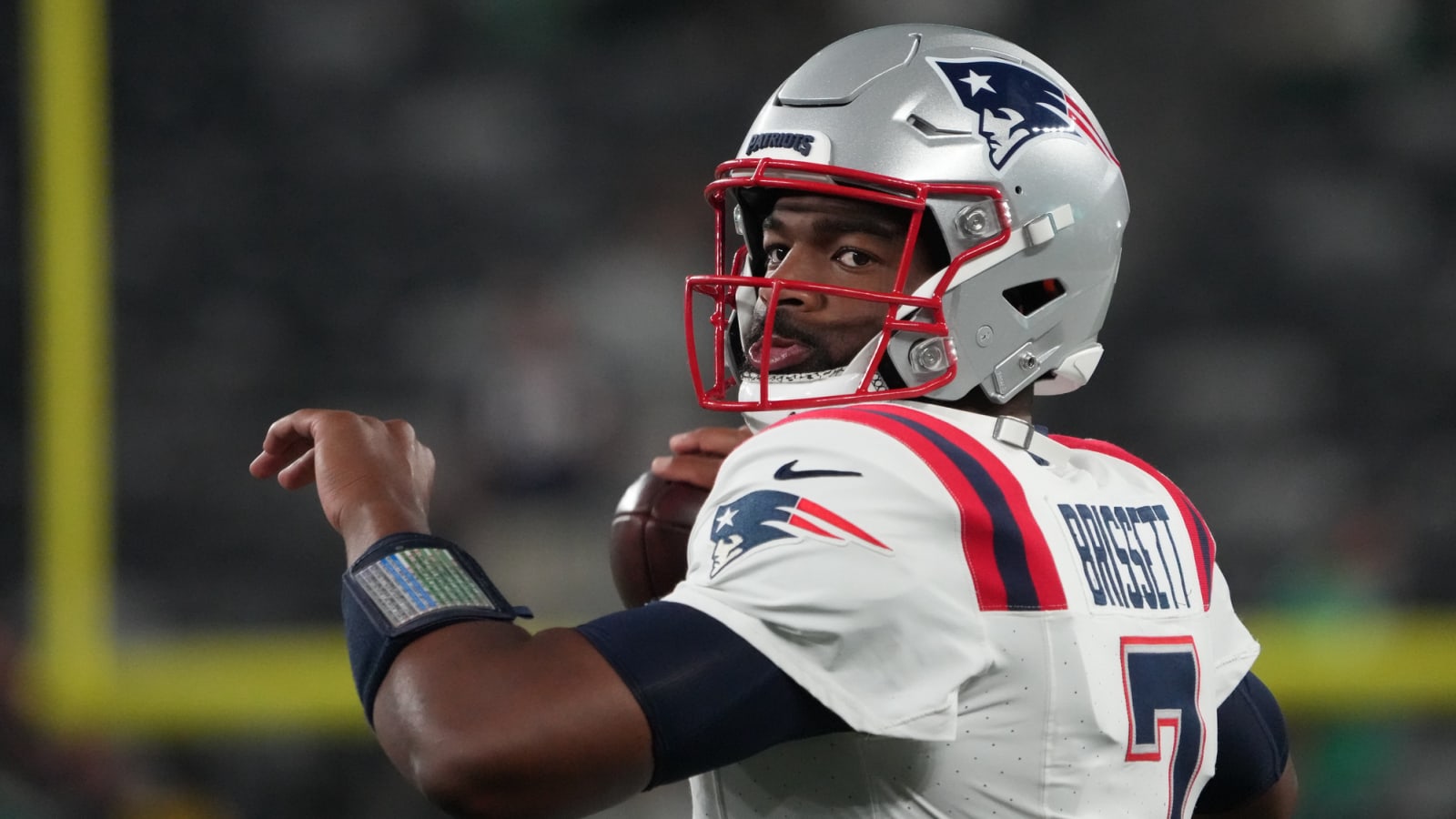 Patriots HC shares crucial update on starting QB job