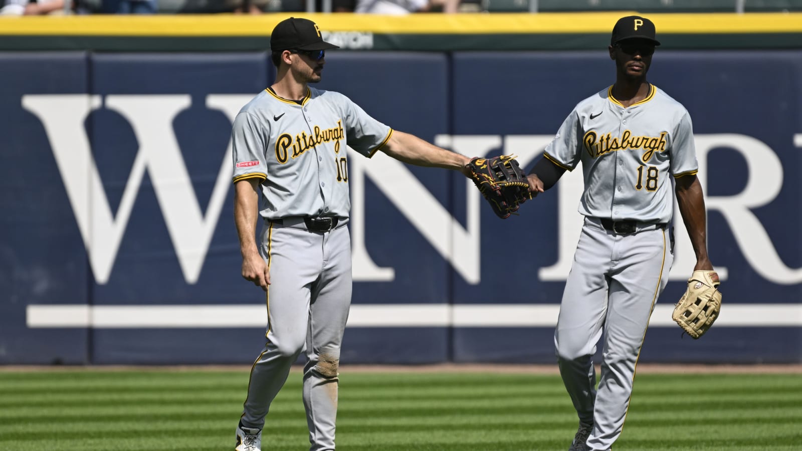 Pirates Dispatch White Sox 6-2, Win Third Straight Game