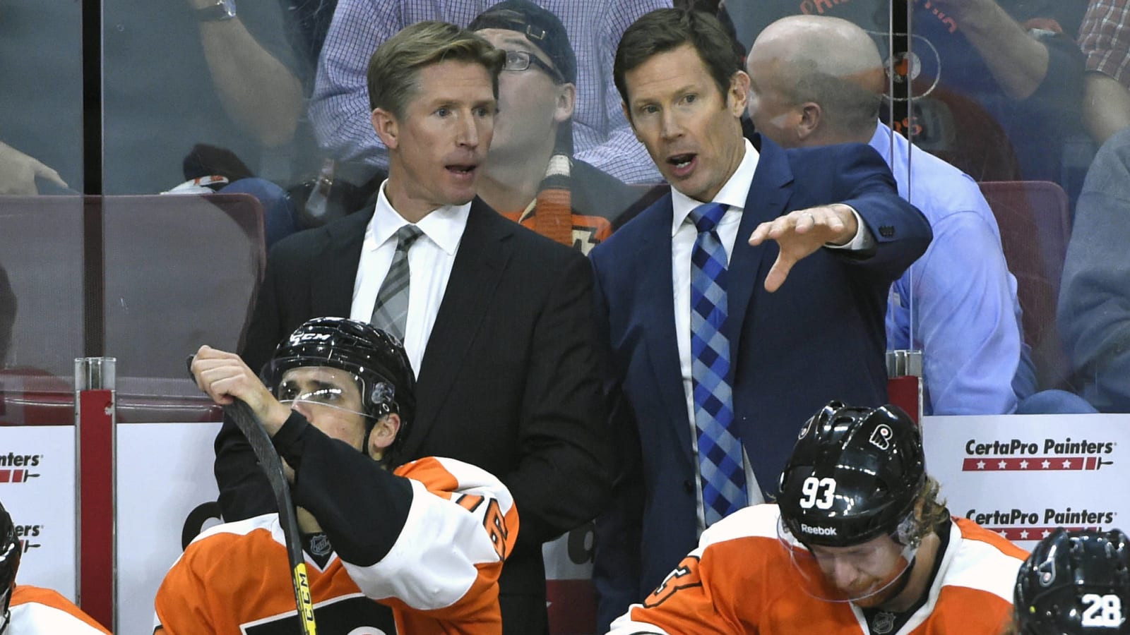 Flyers fire assistant GM Chris Pryor, assistant coach Gord Murphy