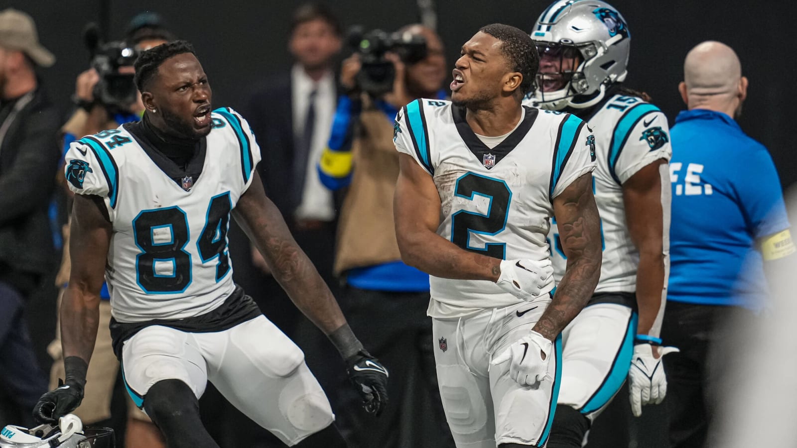 NFL hands out surprising fine on controversial DJ Moore play