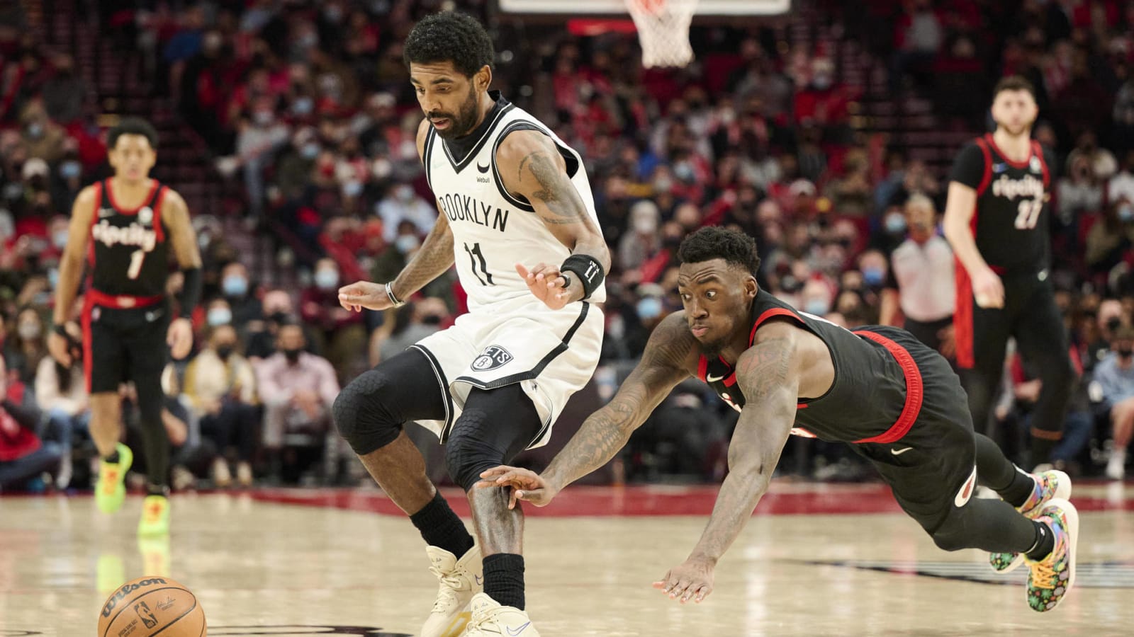 Kyrie Irving calls out Blazers' Nassir Little over 'bad play'