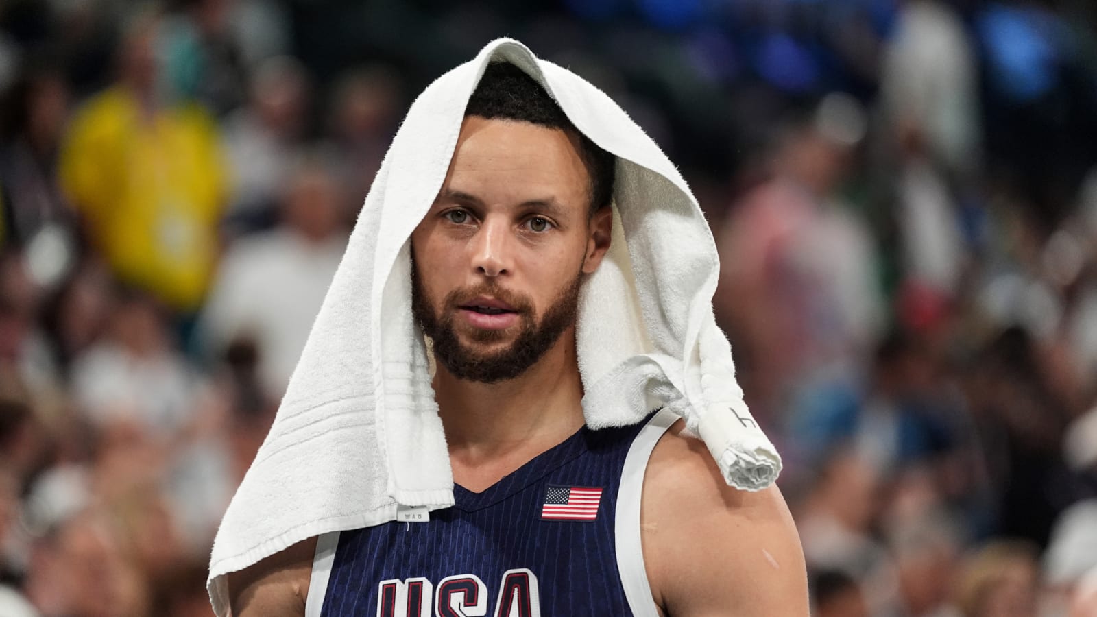 Steph Curry explodes early against Serbia