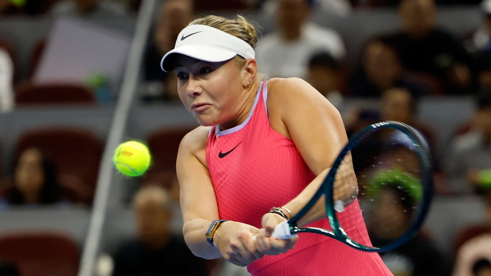 Amanda Anisimova masterclass: demolishes Leylah Fernandez in straight sets to book Qatar Open quarter-final spot