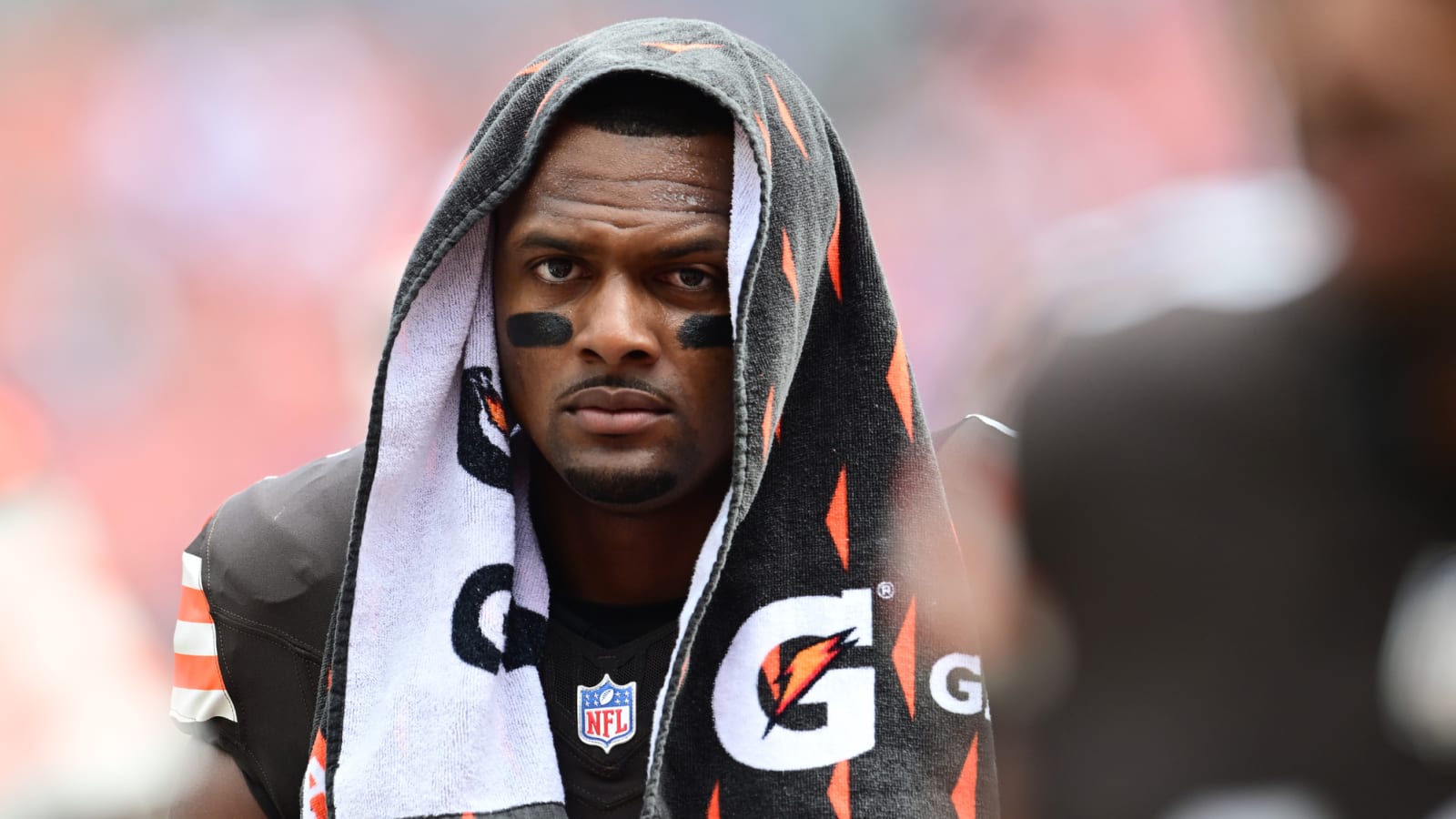 Browns' Watson seems to respond to questions about NFL future