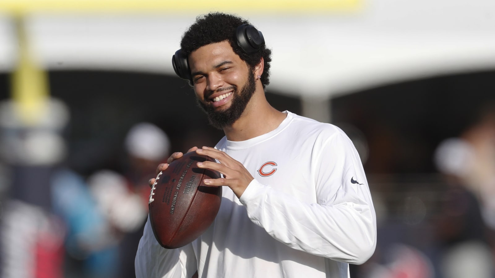 Watch: Teammates react to QB Caleb Williams' signing bonus