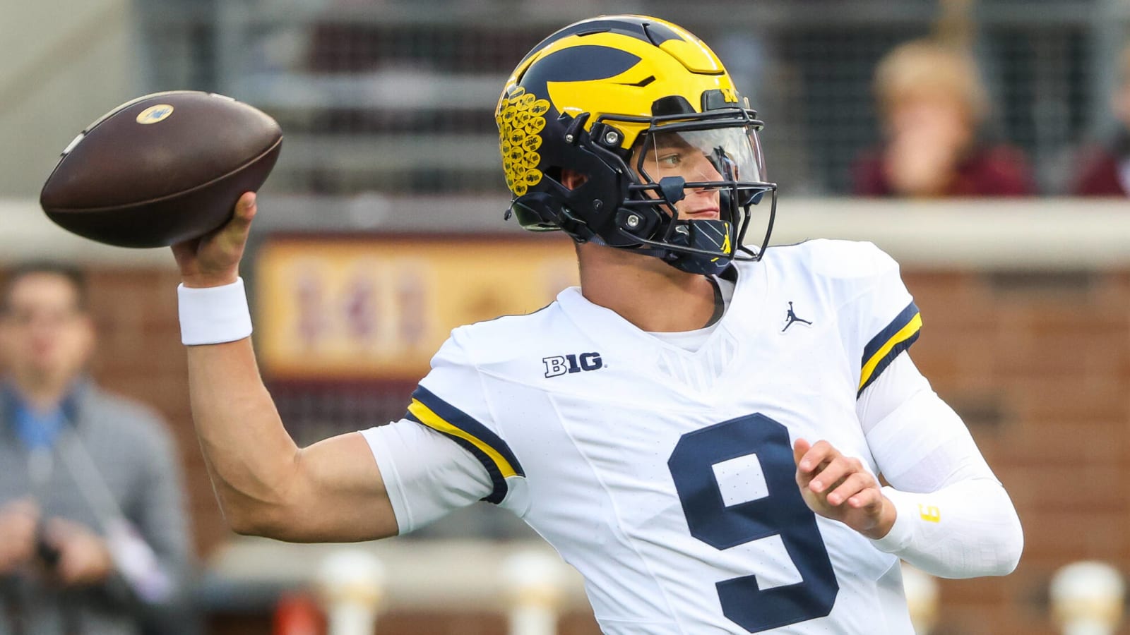 NFL exec doesn't hold back on Michigan QB J.J. McCarthy