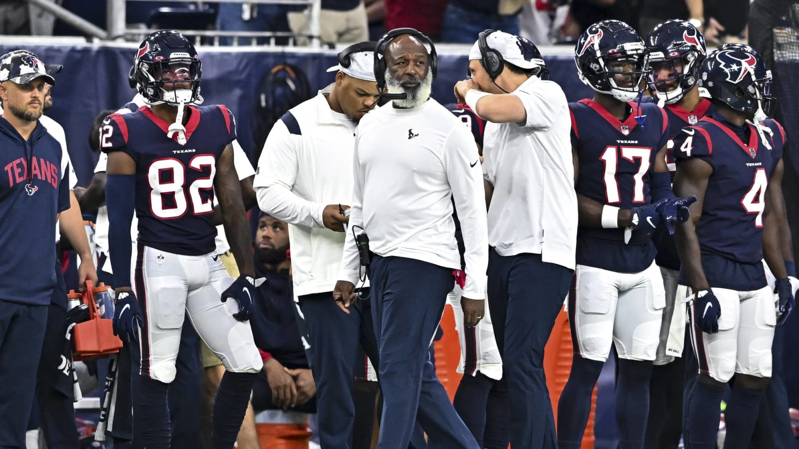 Texans HC Lovie Smith: 'Not making a change' at quarterback