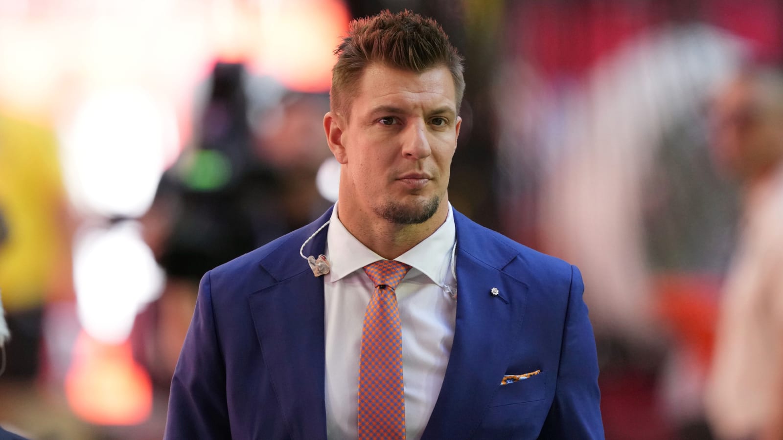 Gronkowski discusses Drake Maye, Jacoby Brissett decision