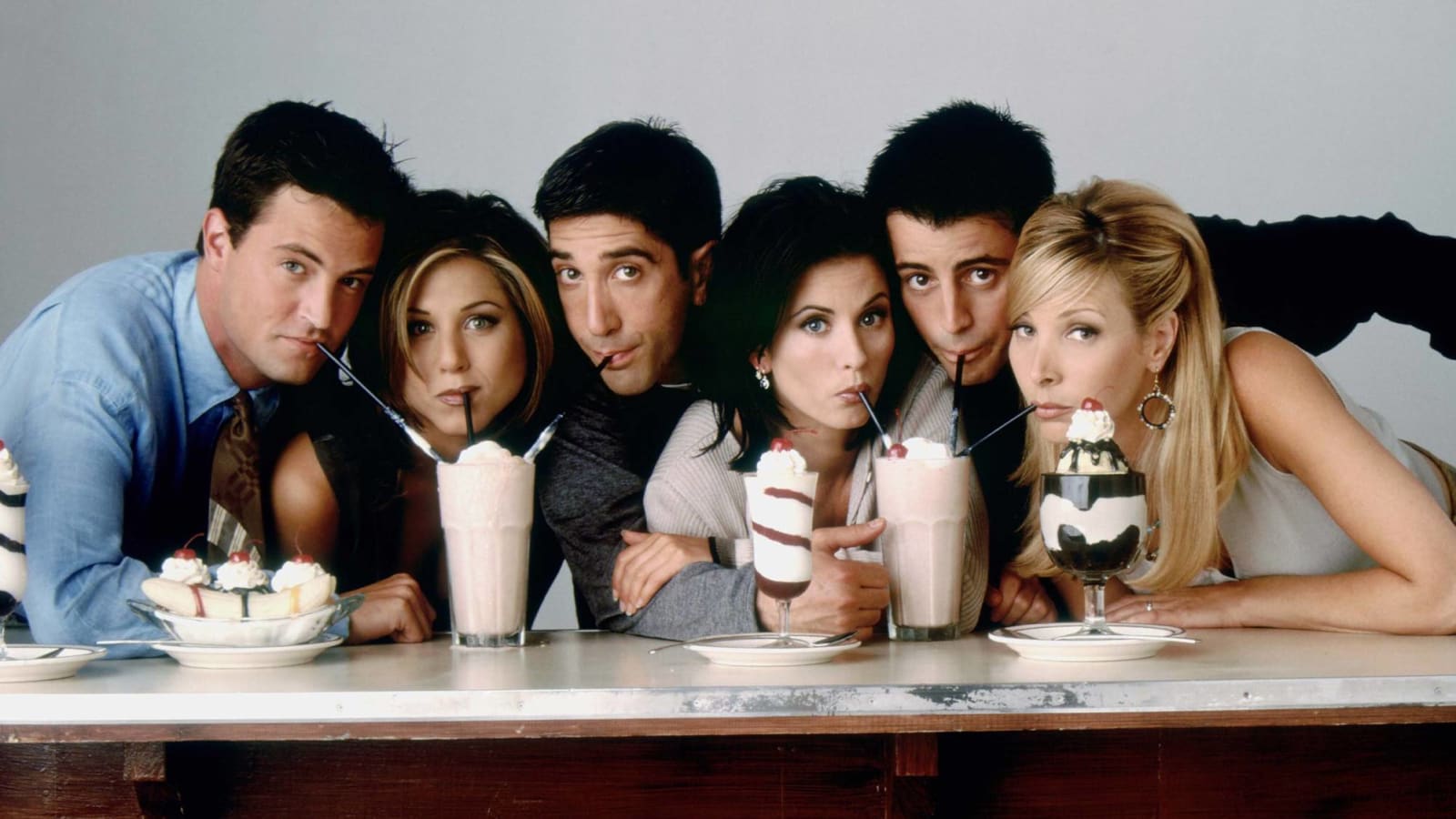 Courteney Cox dishes on 'Friends' reunion: 'It was unbelievable; it was so emotional'