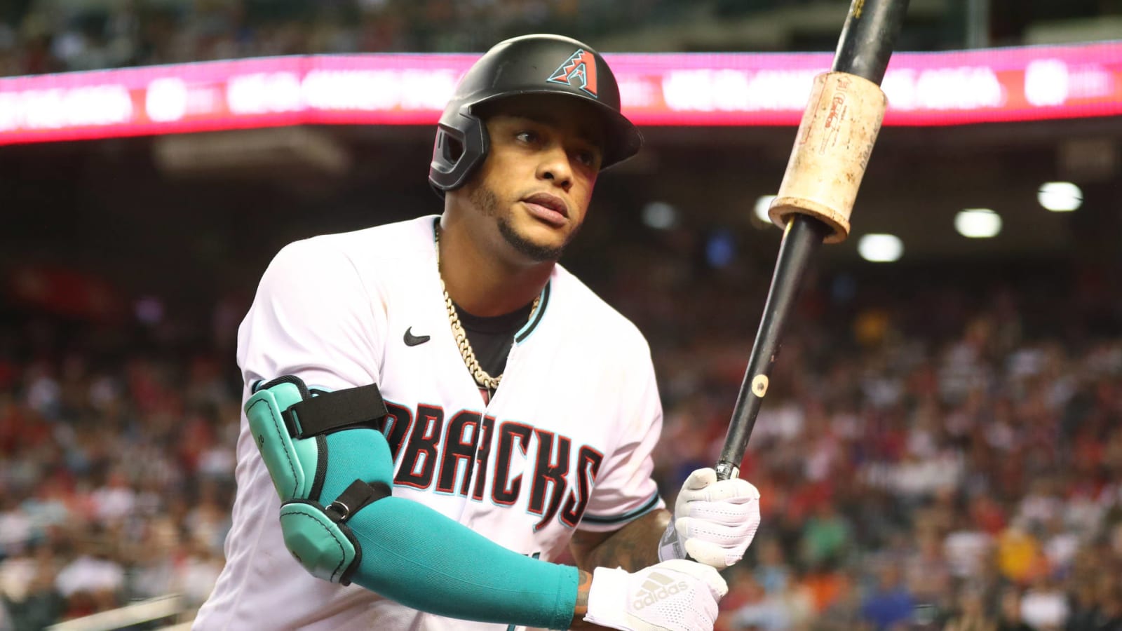 Ketel Marte leaves game early with apparent leg injury