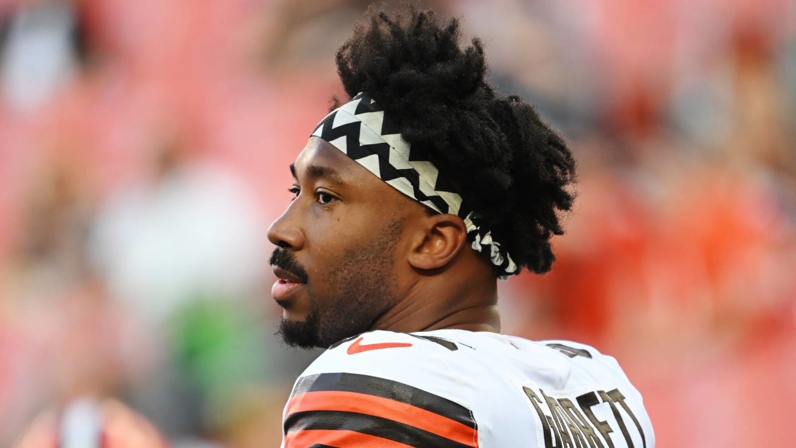 Browns' Myles Garrett swerved on wet road to avoid hitting an