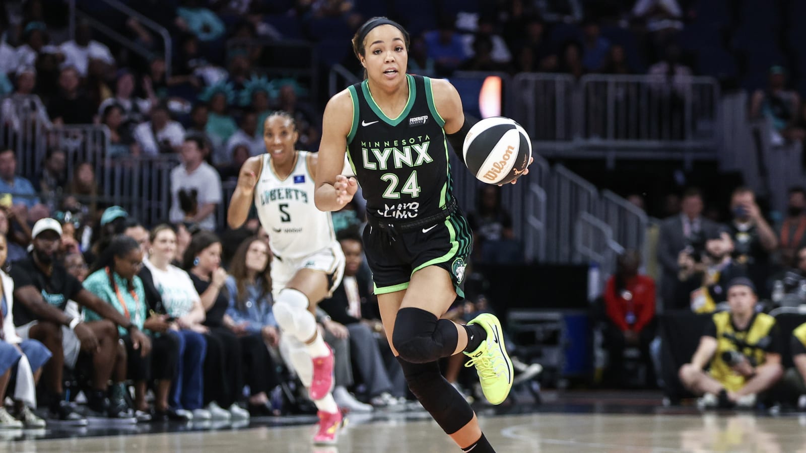 Minnesota Lynx at Washington Mystics – Notes from the Office