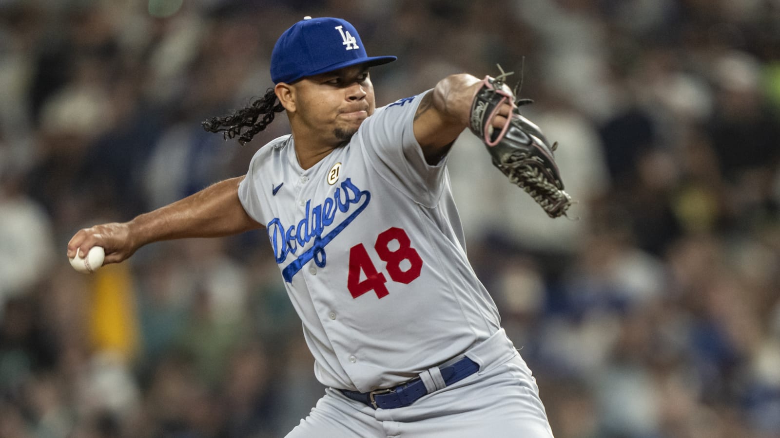 Key Dodgers reliever diagnosed with Grade 3 hamstring strain