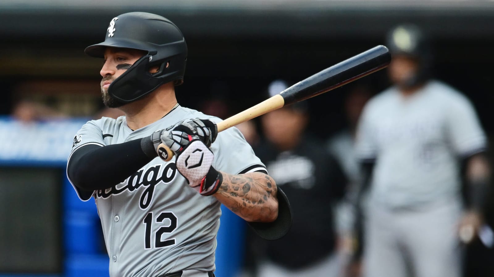 Veteran White Sox outfielder elects free agency