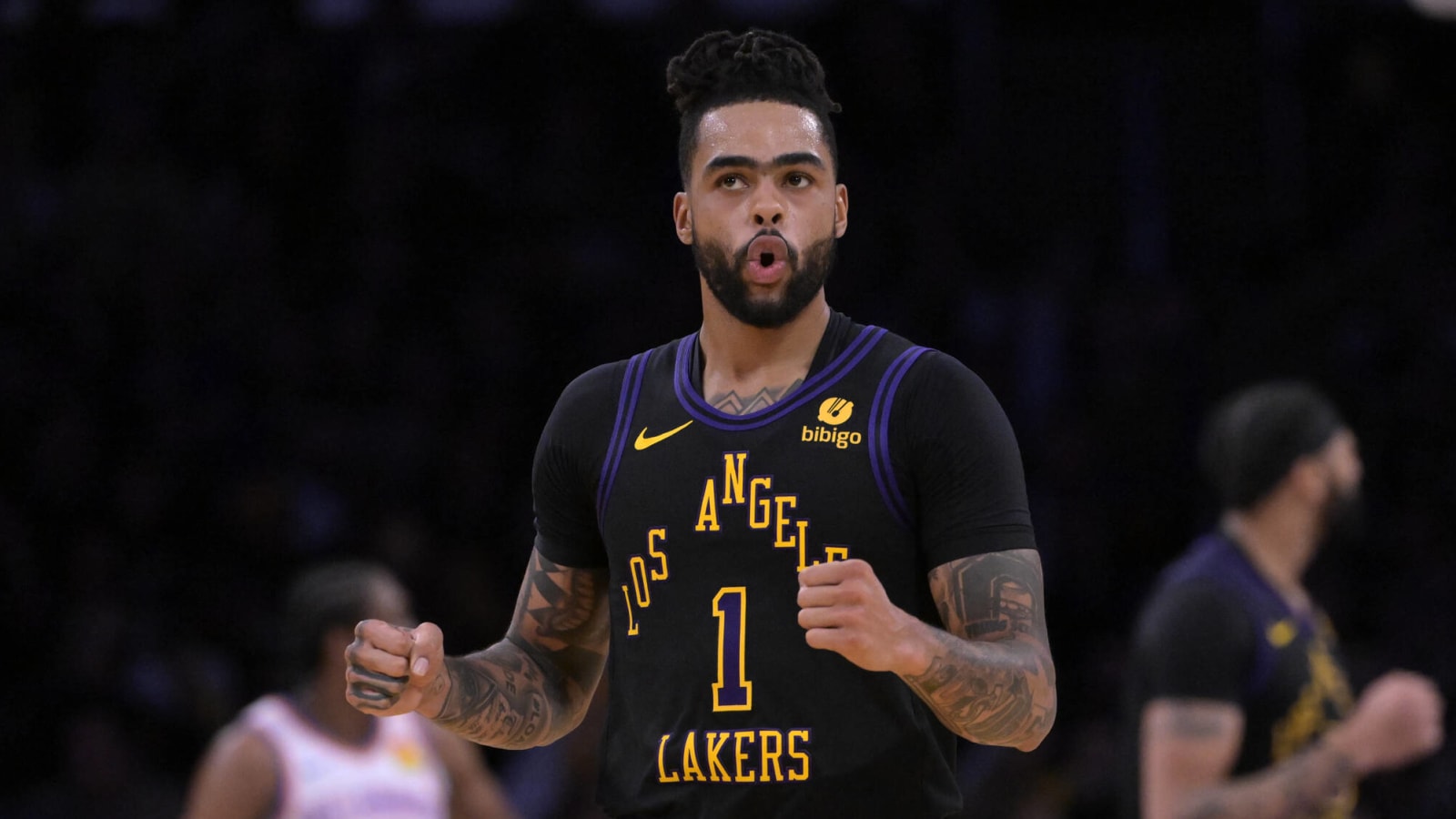 Lakers should hold onto emerging guard