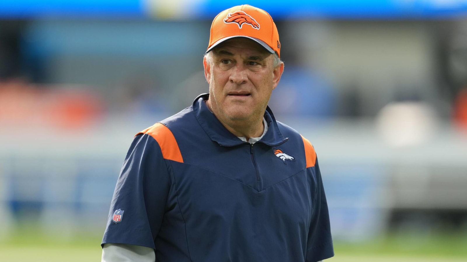 Vic Fangio officially set to join Dolphins as defensive coordinator
