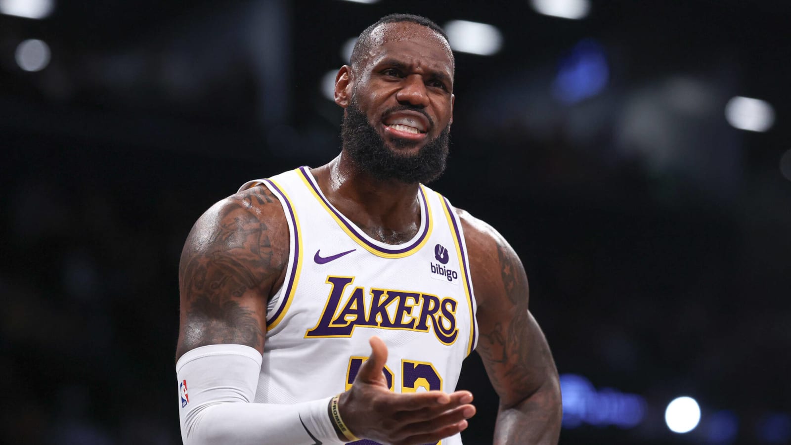 Ron Harper Triggers LeBron James&#39; Fans By Dismissing His 30-Point Record Over Michael Jordan