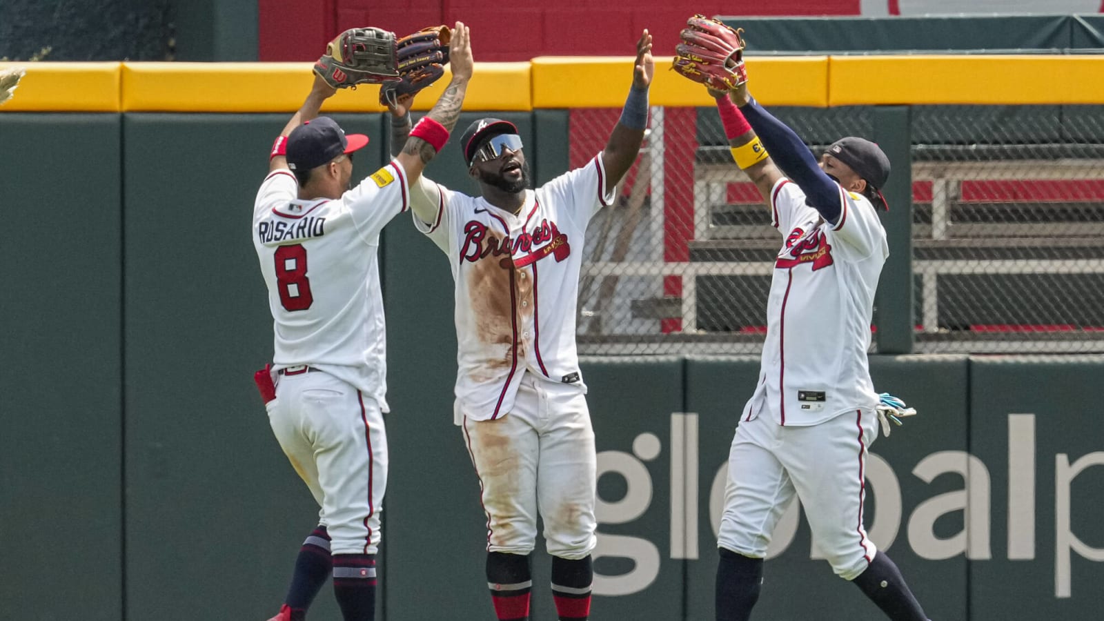 Were the Braves winners or losers at the trade deadline?