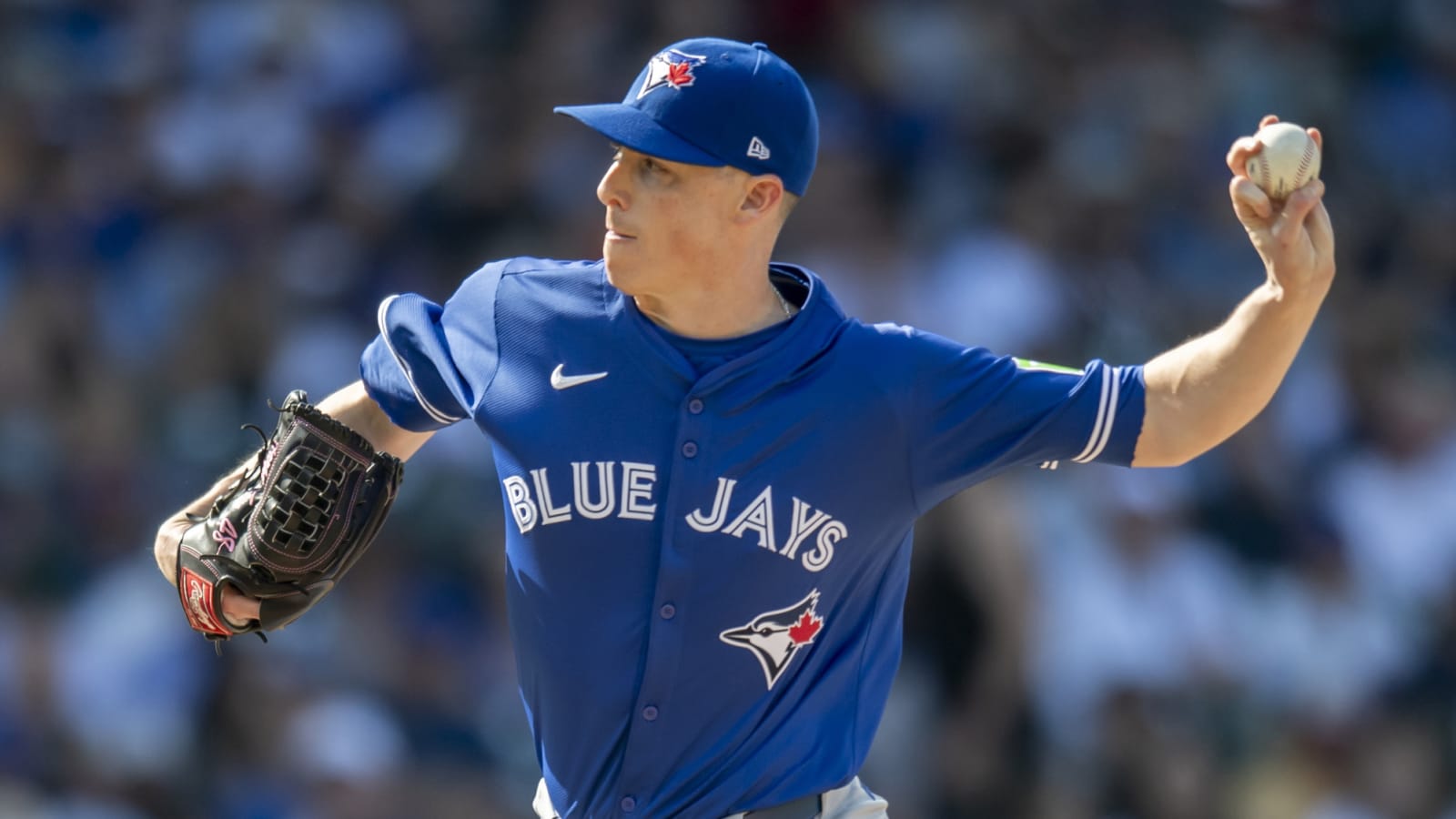 Yankees sign former Dodgers pitcher in free agency