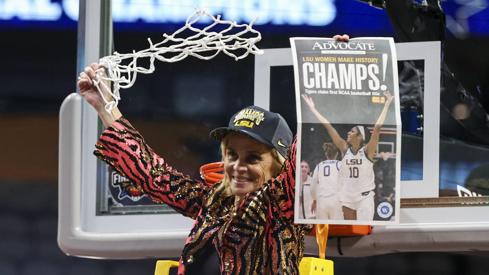 LSU’s Kim Mulkey Inks Richest Deal in Women’s College Basketball