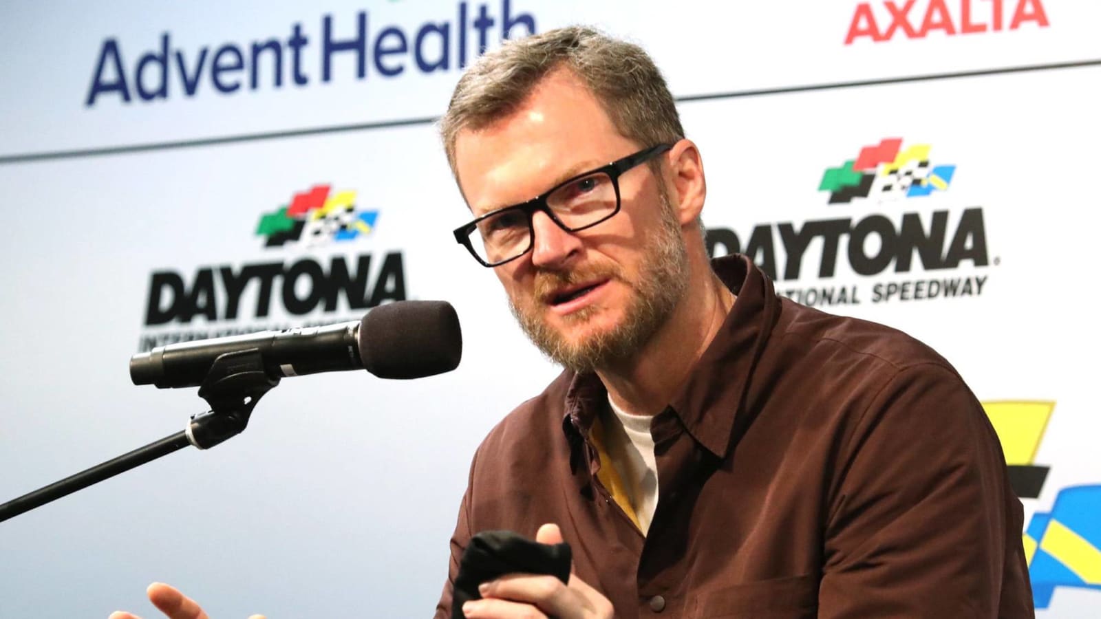 Dale Earnhardt Jr. inducted into NASCAR Hall of Fame