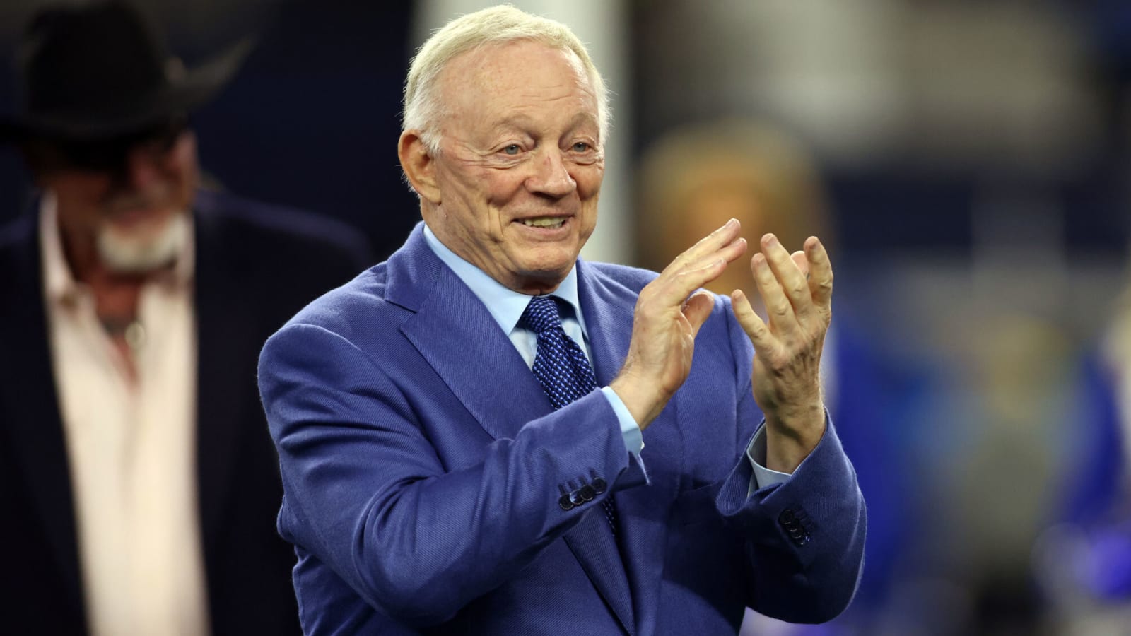 Jones addresses possibility Cowboys will use Cook vs. Giants