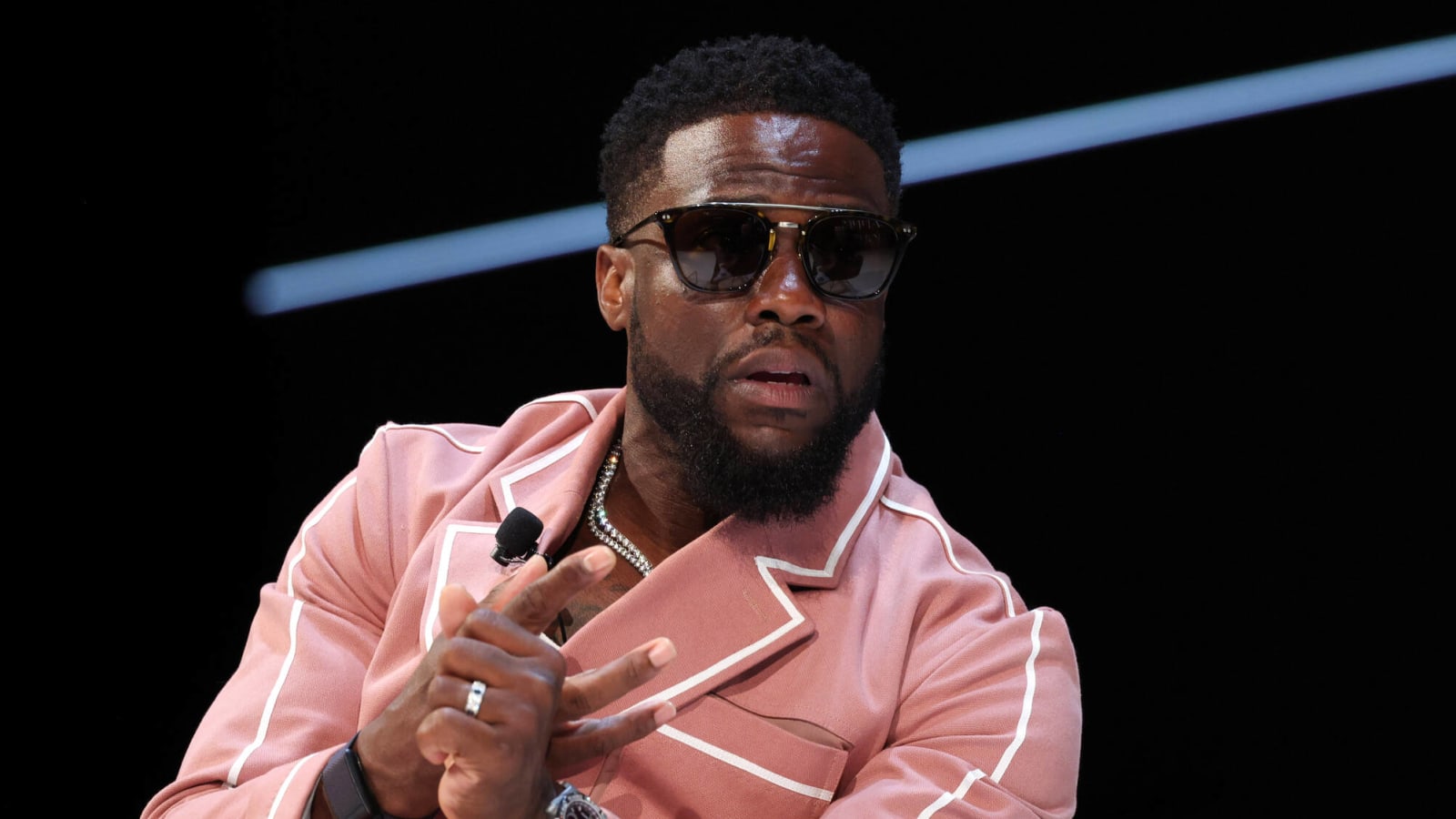 Comedian Kevin Hart suffers massive injury in race gone wrong against former Steelers RB Stevan Ridley