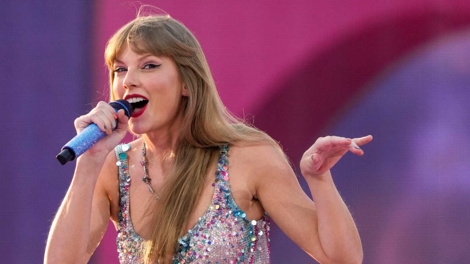 Ellen Pompeo says Taylor Swift wrote her “the biggest check” for Children's Hospital Los Angeles