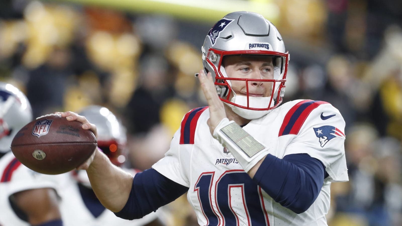 Has Patriots' Mac Jones lost trade value since end of season?