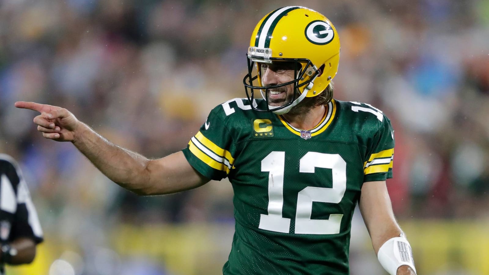 Aaron Rodgers blasts critics who question his work ethic