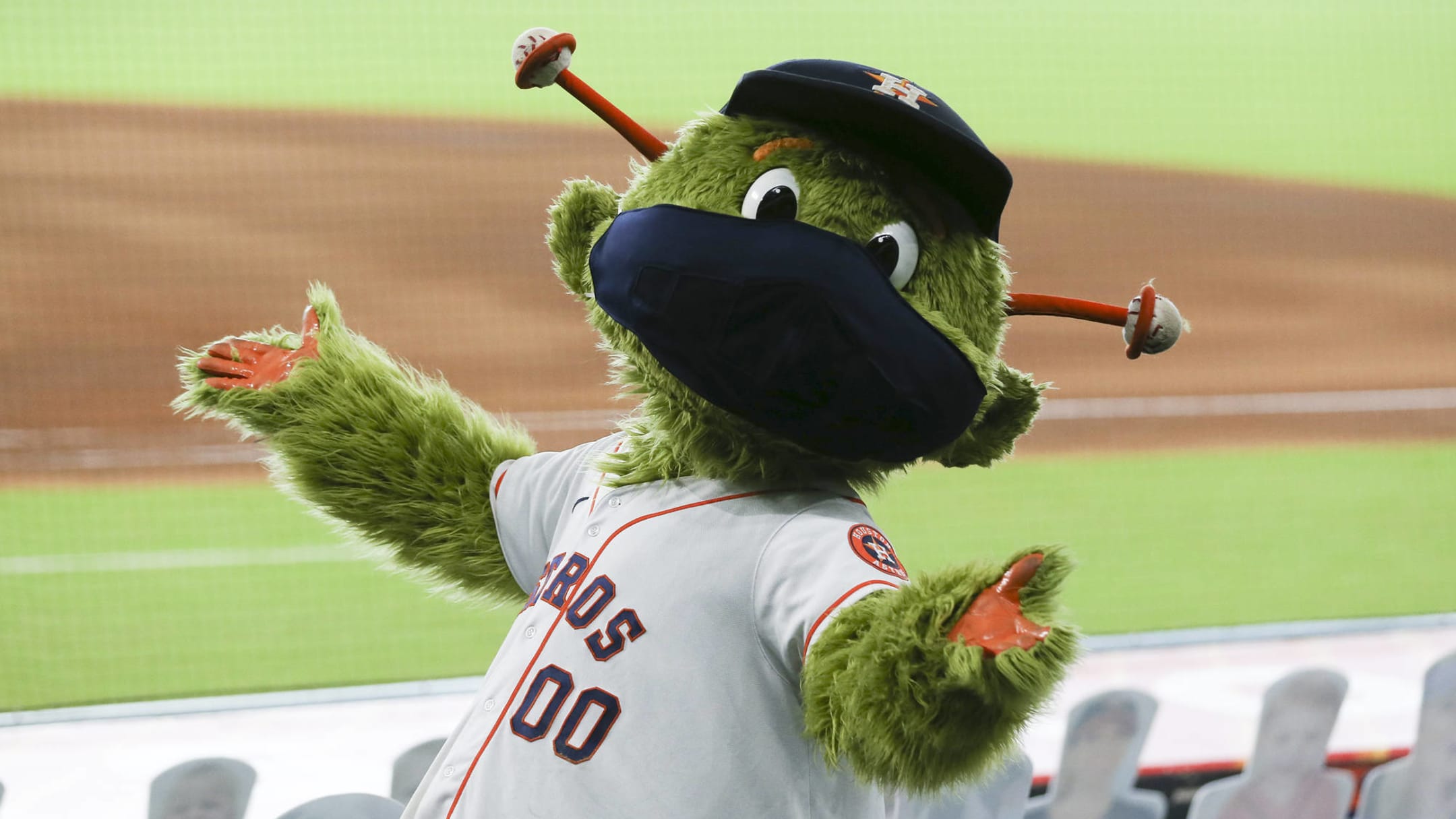 Astros mascot Orbit booed at Home Run Derby