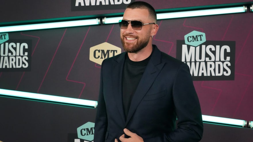 Kansas City Chiefs TE Travis Kelce had a message for Chiefs Kingdom at Kelce Jam