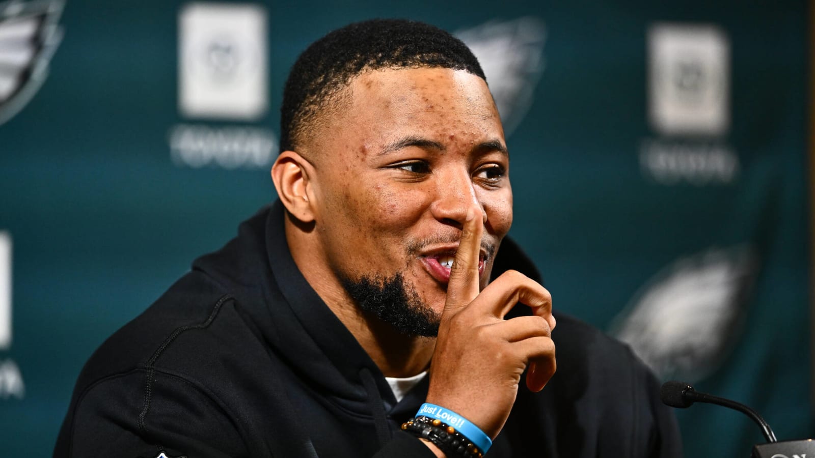 Eagles’ Saquon Barkley Fires Massive Shot At Giants Fans