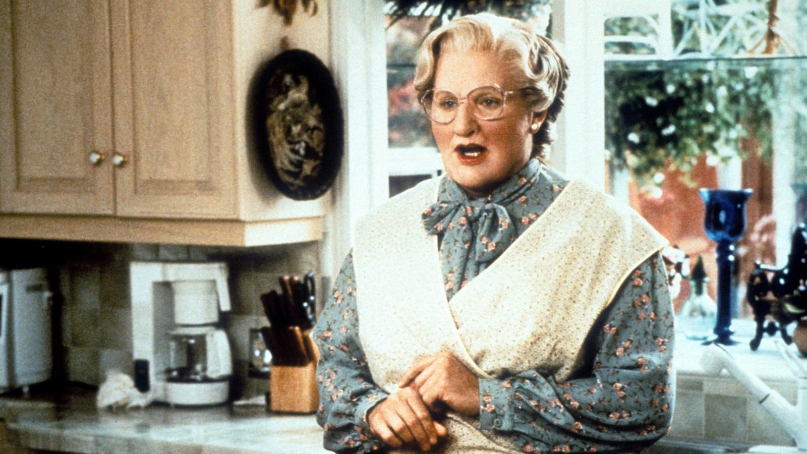 Sorry folks, director confirms there is not a 'Mrs. Doubtfire' NC-17 cut