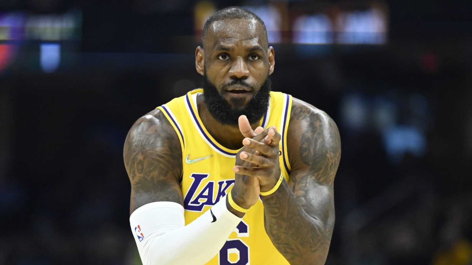 Beat writer: Cavs open to eventual LeBron return 'on their terms'