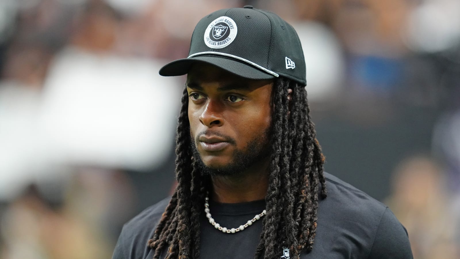 Jets acquire Raiders WR Davante Adams 
