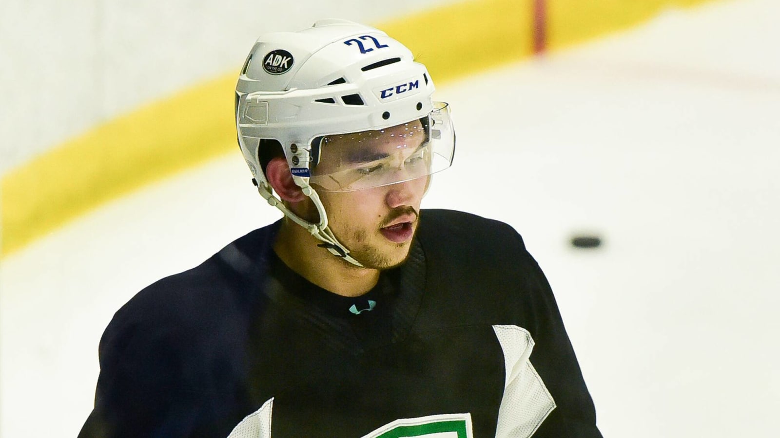 Canucks call up Jett Woo, retroactively place Dakota Joshua on IR and Carson Soucy on LTIR