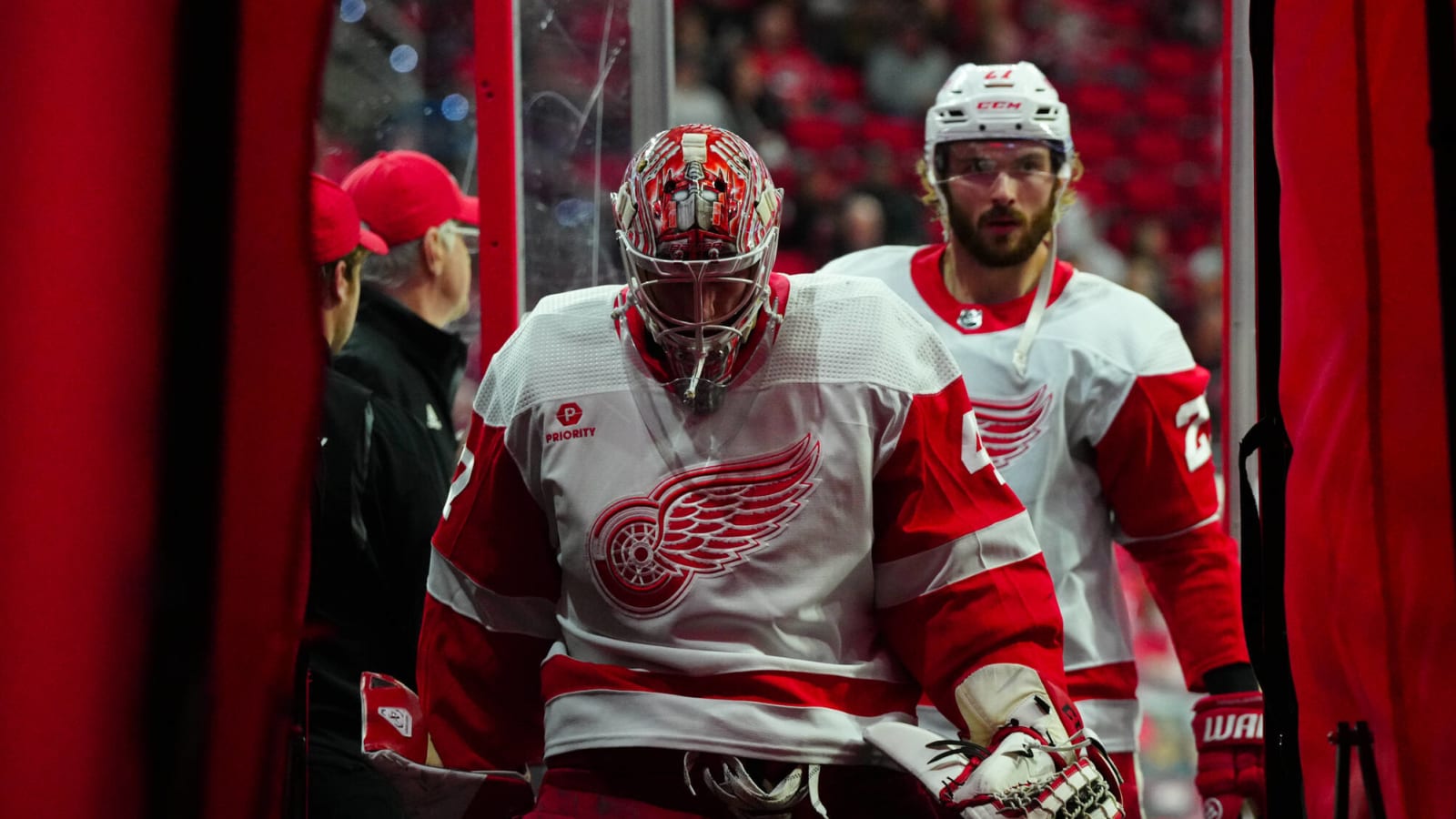 Do Red Wings Have Goalie Controversy?