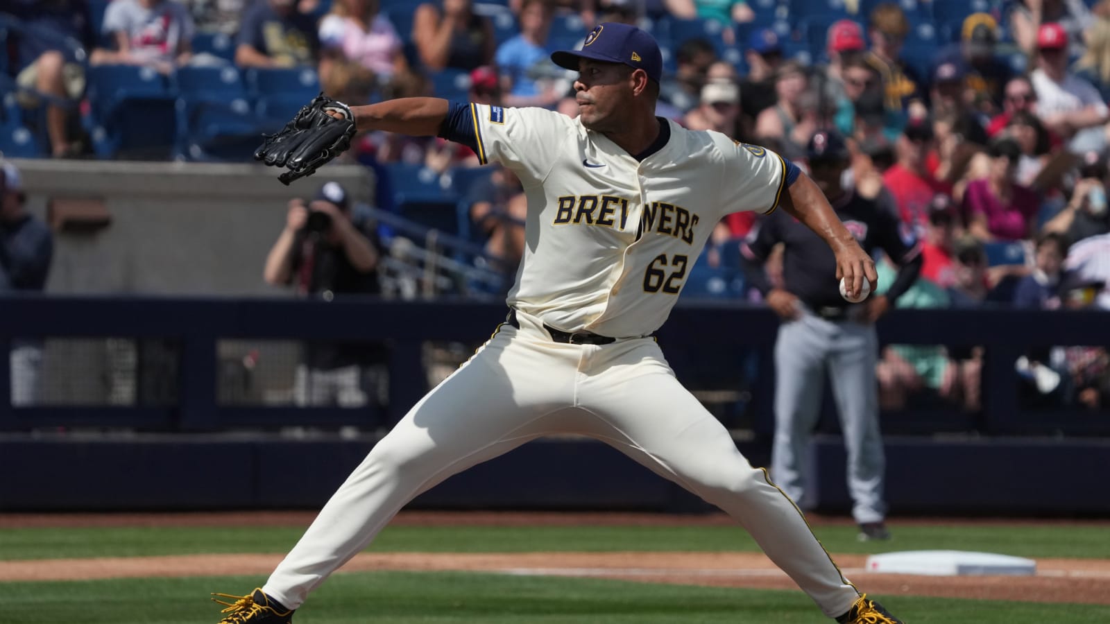 Jose Quintana agrees to optional assignment; Jake Bauers makes Brewers roster