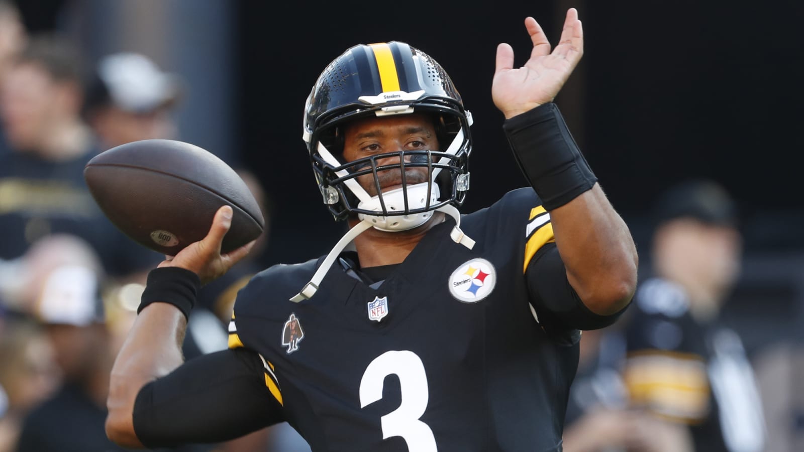 Russell Wilson discusses Steelers' chances to contend