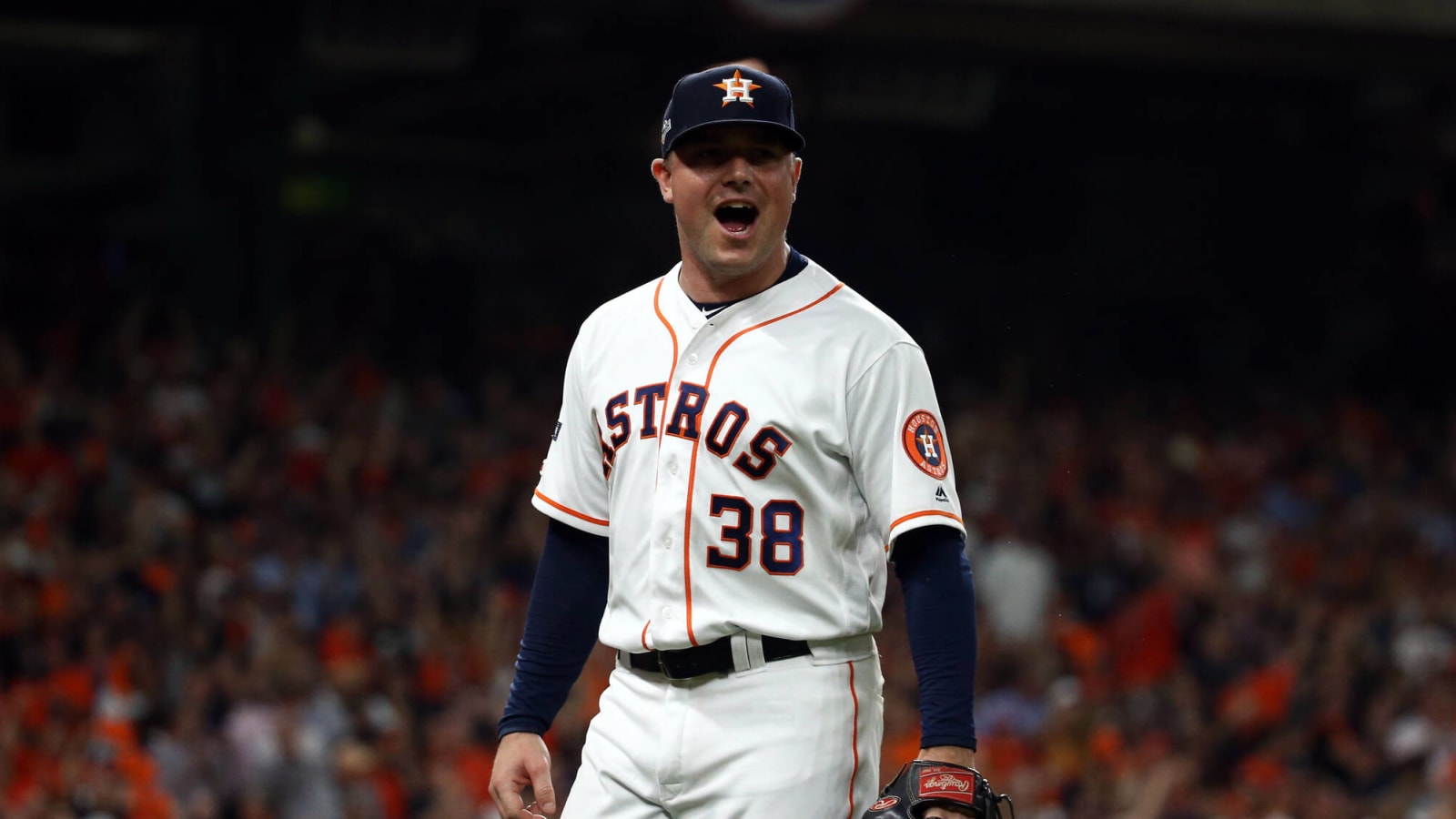 Former Astros pitcher Joe Smith announces RETIREMENT after 16 MLB seasons