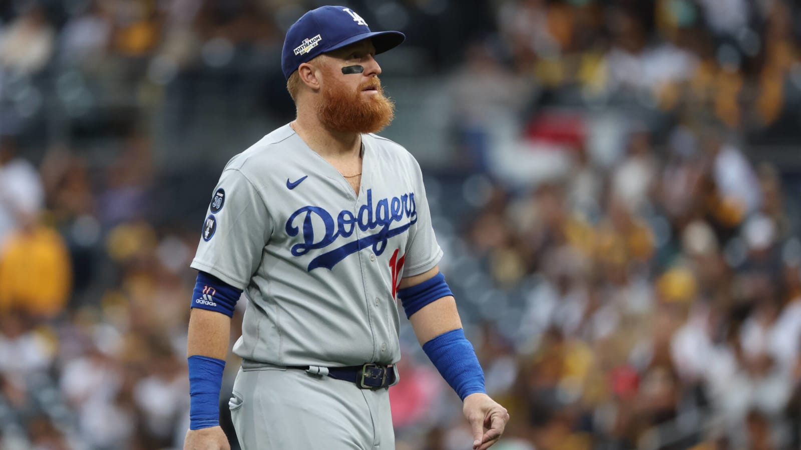 Dodgers decline club option on 3B Justin Turner