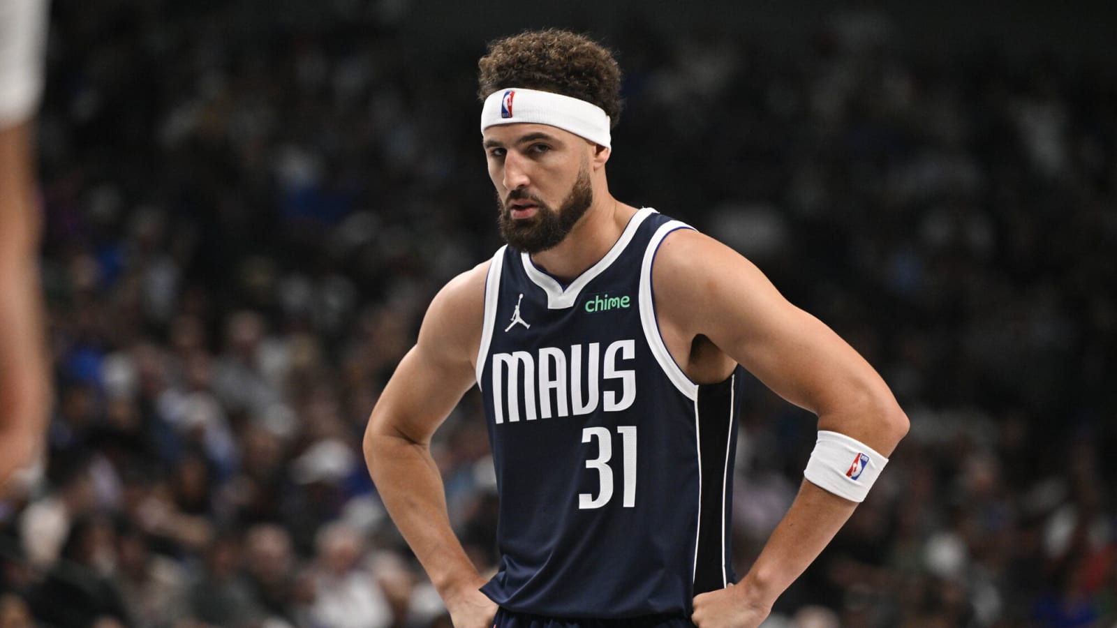 Watch: Klay Thompson looks right at home in Mavericks debut
