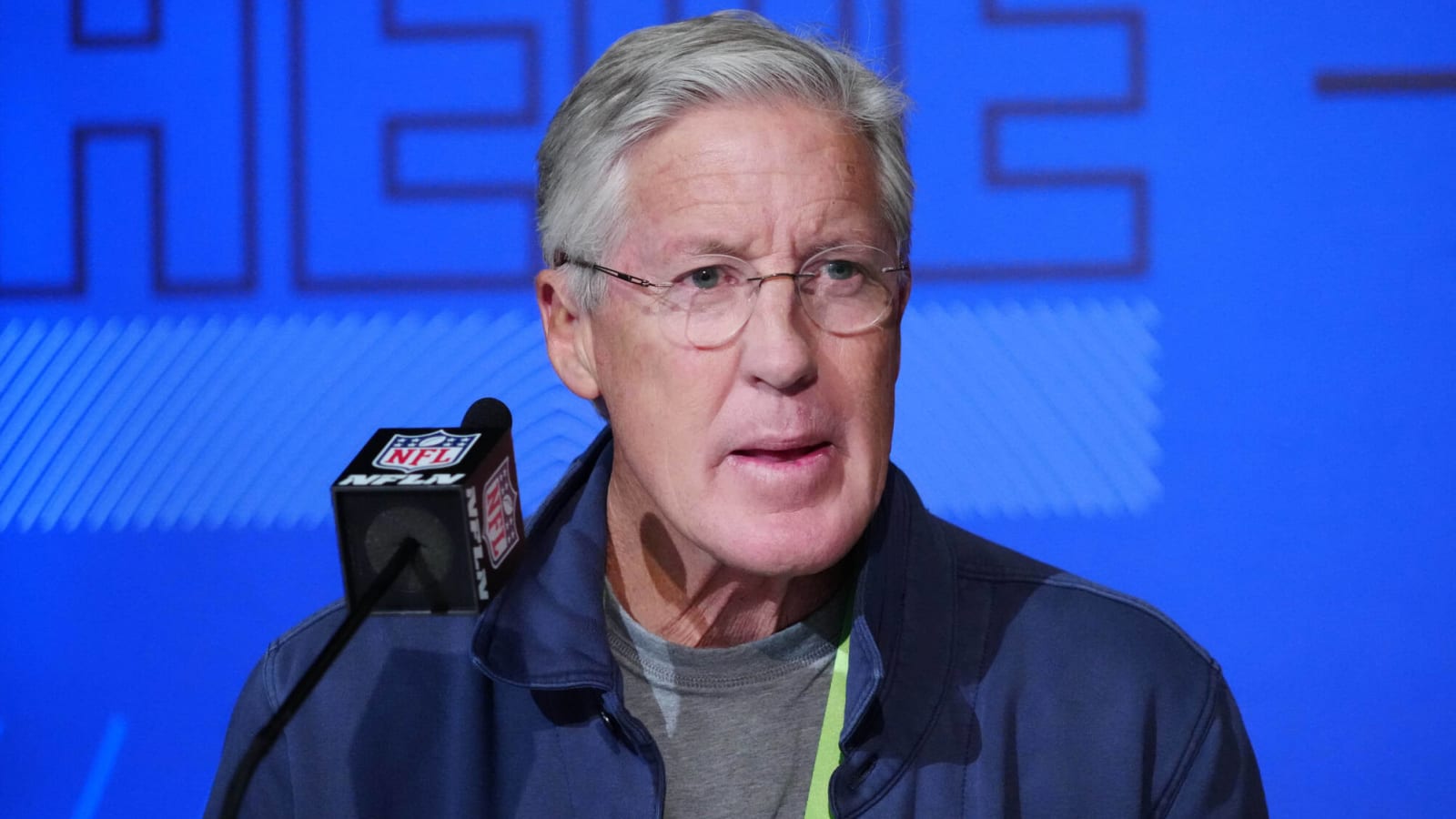 Seahawks HC Pete Carroll addresses QB, Metcalf situations