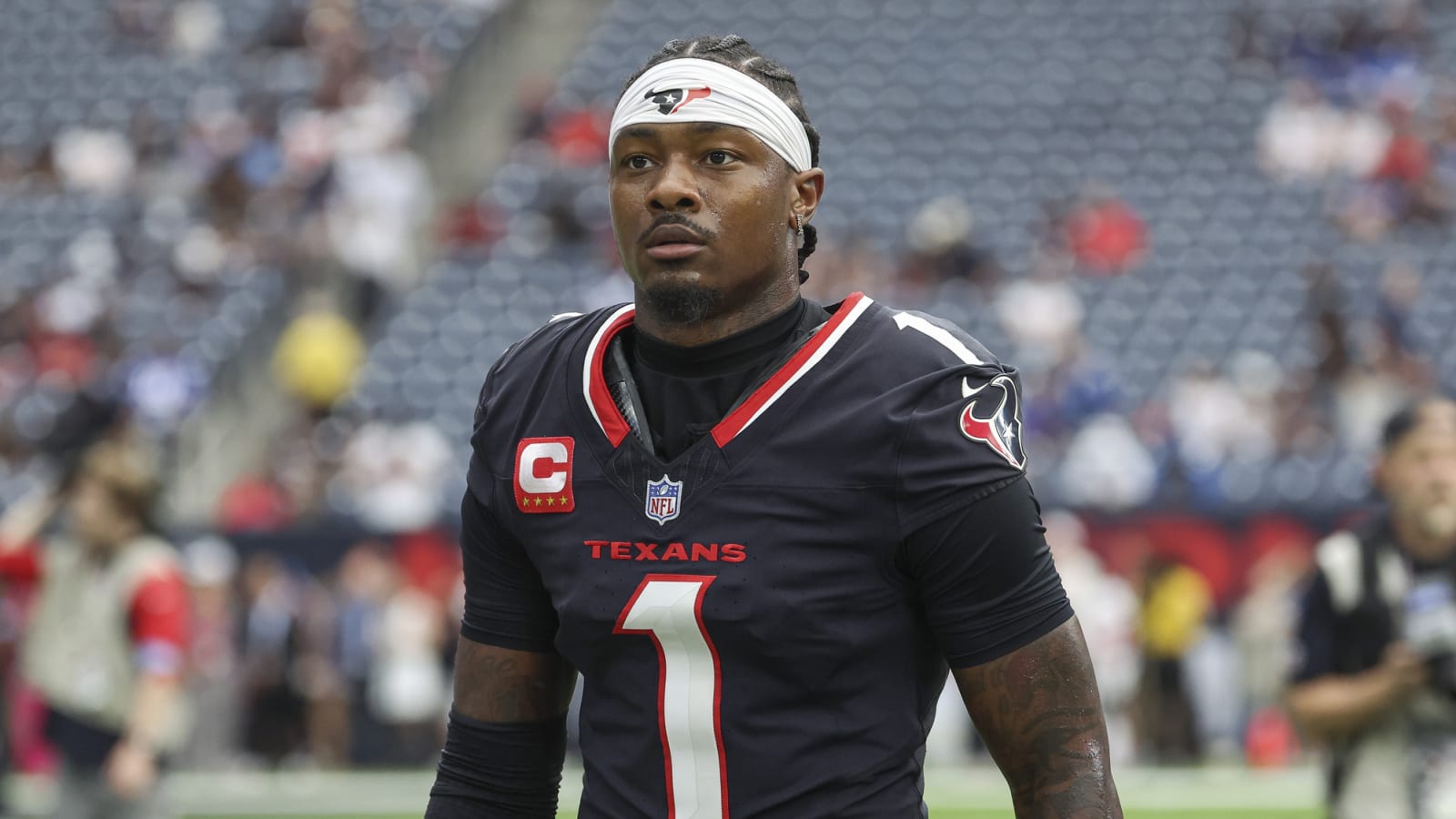 Patriots Sign Wide Receiver Stefon Diggs
